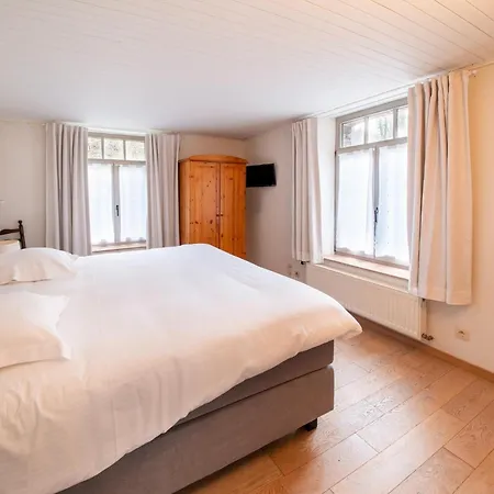 Riverside Retreat, Ardennes